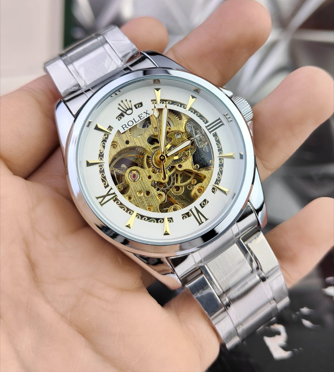 Luxurious Watch 2