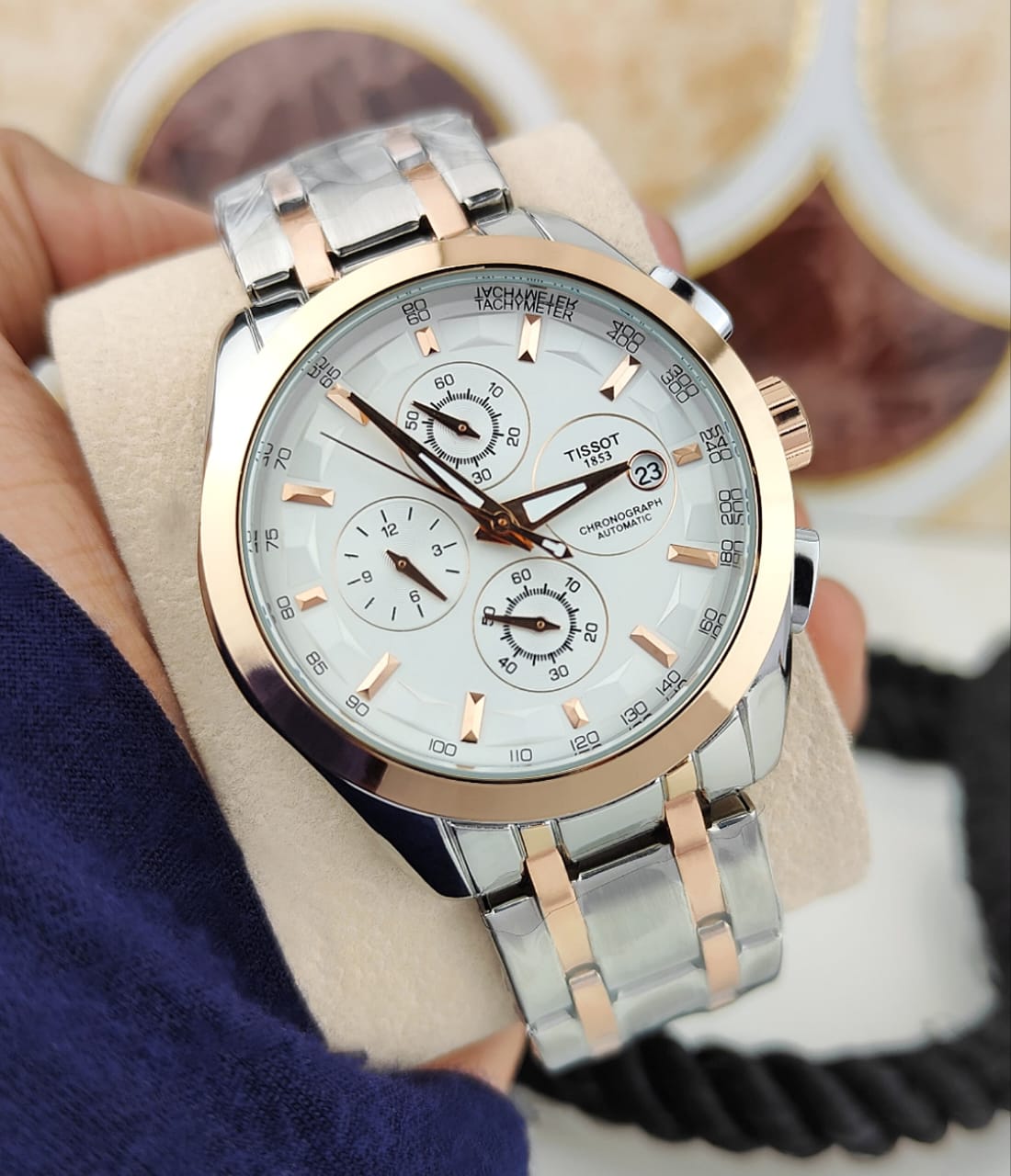 Luxurious Watch 2