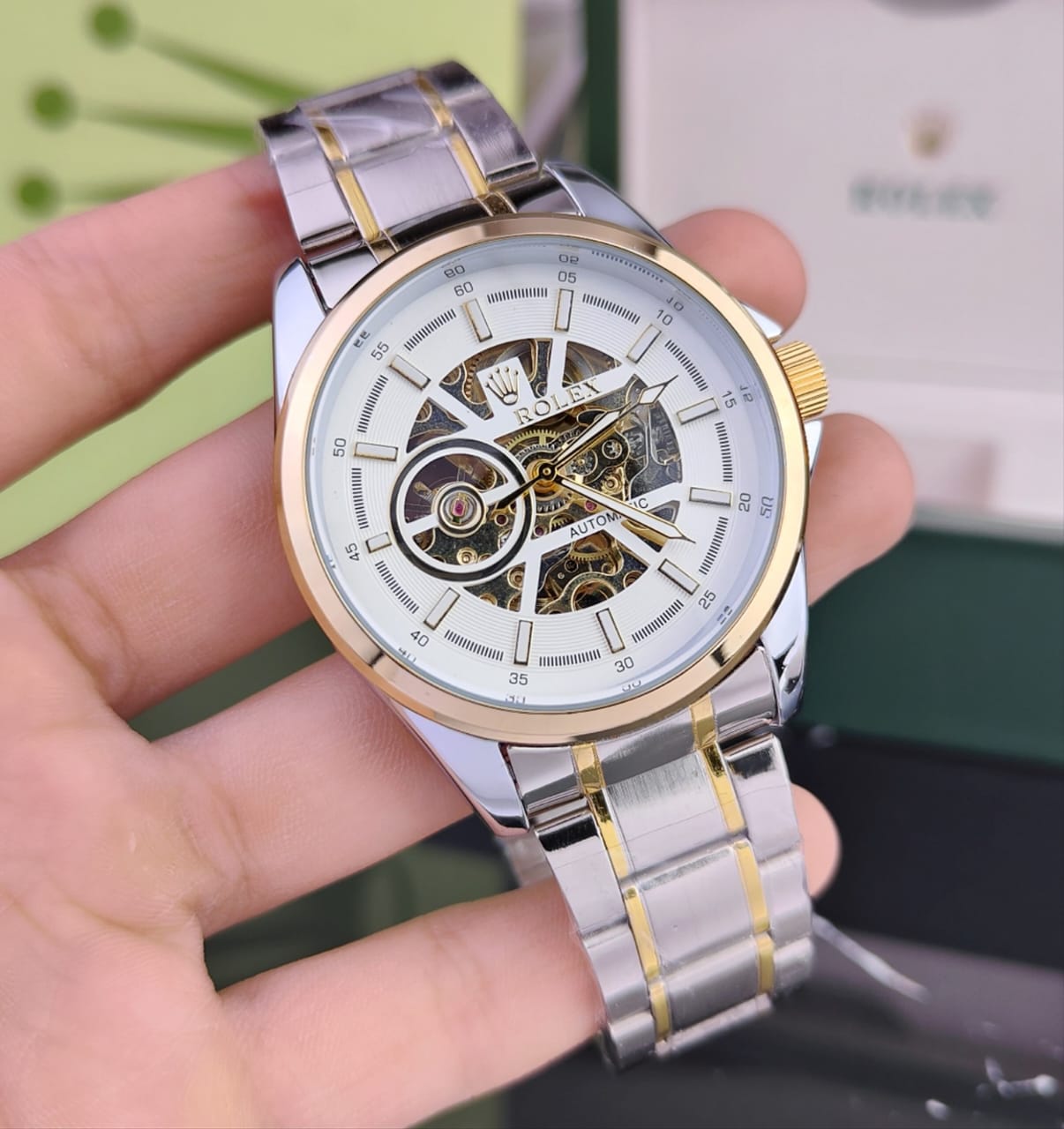 Luxurious Watch 2