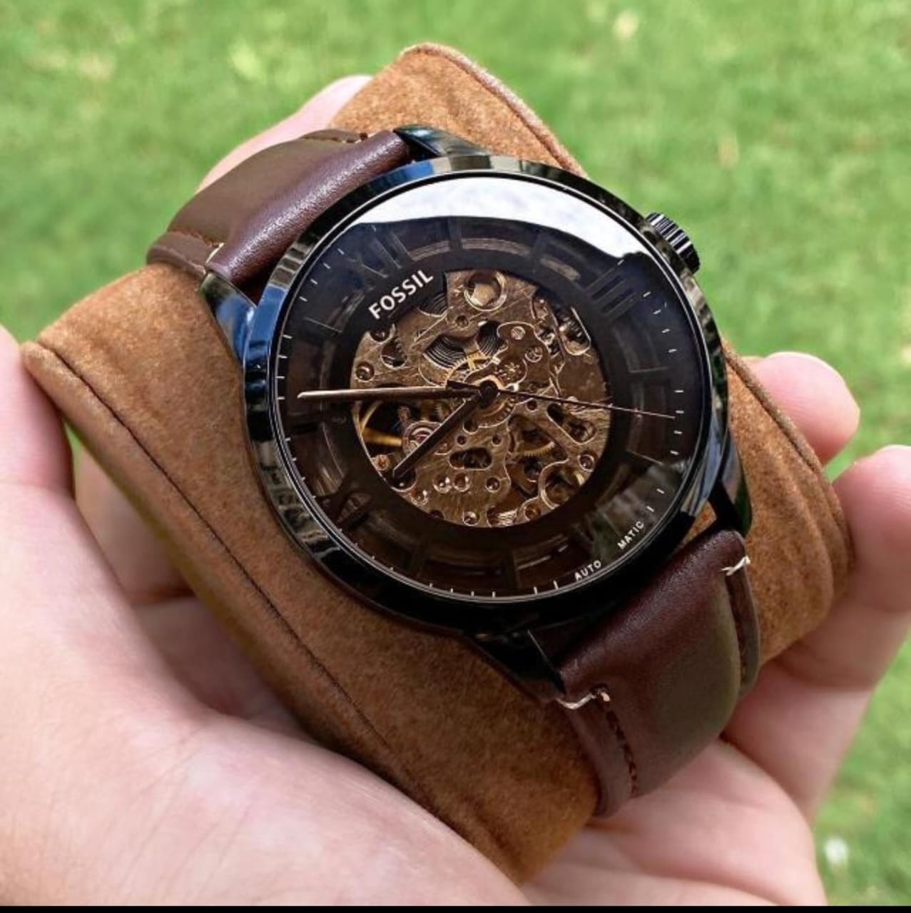 Luxurious Watch 1